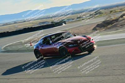 media/Dec-13-2025-Extreme Speed (Sat) [[d129ecb0b9]]/Beginner/Session 3 (Turn 5)/